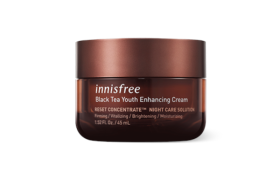 innisfree - Black Tea Crème rehaussante jeunesse - 45ml innisfree - Black Tea Crème rehaussante jeunesse - 45ml