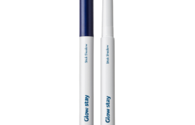 The Saem - Glow Stay Stick Ombre à paupières - 1.1g - BL02 Frost Navy The Saem - Glow Stay Stick Ombre à paupières - 1.1g - BL02 Frost Navy