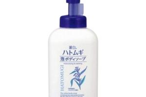 KUMANO COSME - Savon corporel fouet hydratant et lavant Reihaku Hatomugi - 550ml KUMANO COSME - Savon corporel fouet hydratant et lavant Reihaku Hatomugi - 550ml