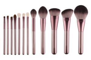 MissLady - Ensemble de 12 pinceaux de maquillage - 1set/12pcs - Grape MissLady - Ensemble de 12 pinceaux de maquillage - 1set/12pcs - Grape