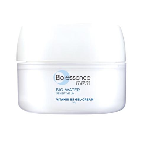 BIO-ESSENCE - Bio-Water Gel crème à la vitamine B5 - 50g BIO-ESSENCE - Bio-Water Gel crème à la vitamine B5 - 50g