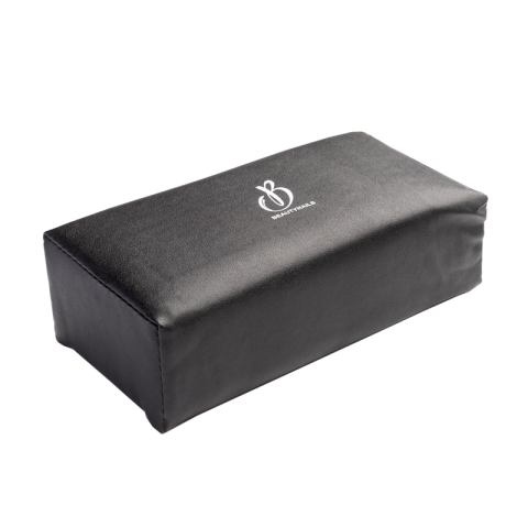 Repose main noir Beauty Nails RP1-28
